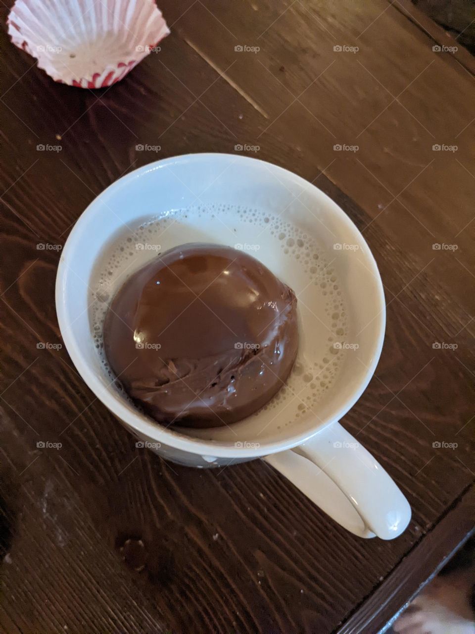 Hot chocolate bomb