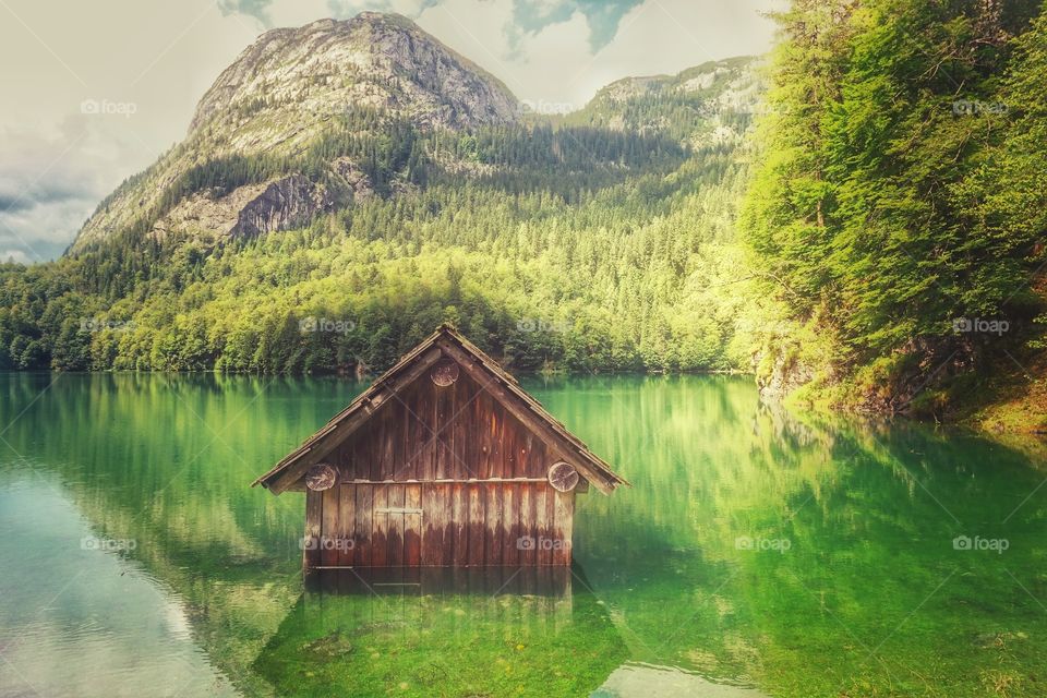 The house in the lake