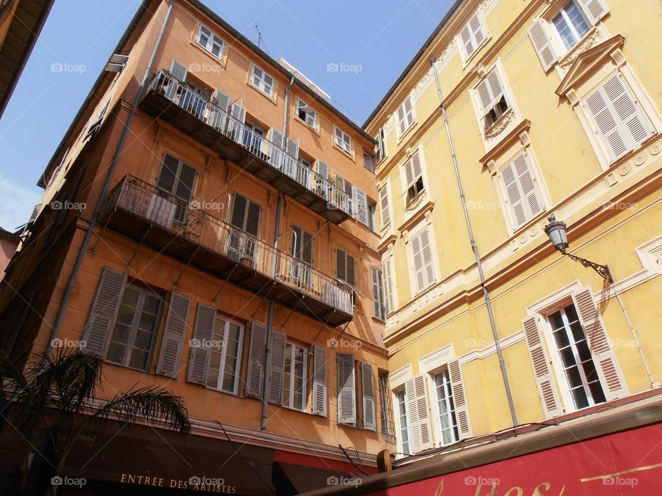 Narrow alley in Nice