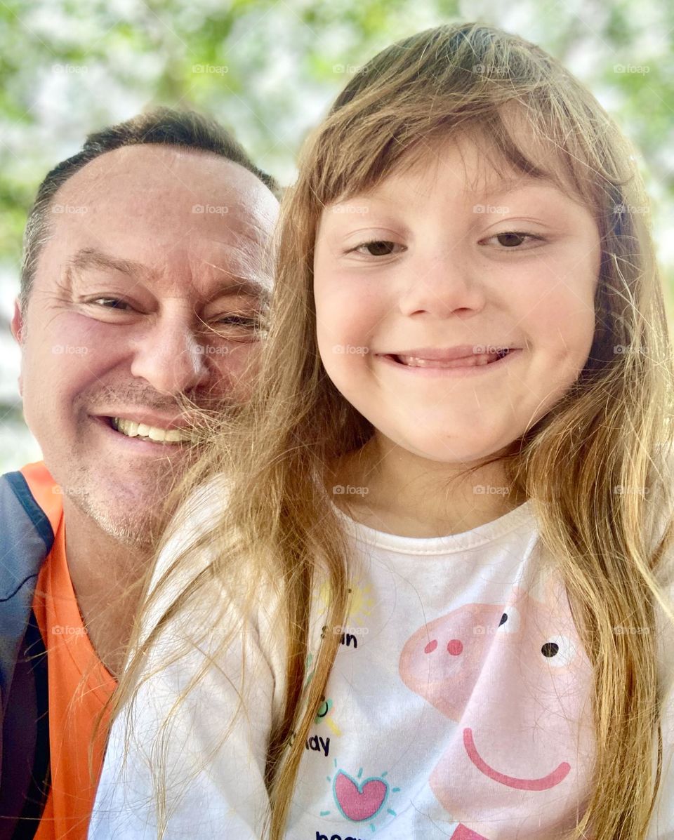 🇺🇸 How can you not love children’s pure smiles? My daughter is my treasure! / 🇧🇷 Como não amar o sorriso tão puro das crianças? Minha filha é meu tesouro!