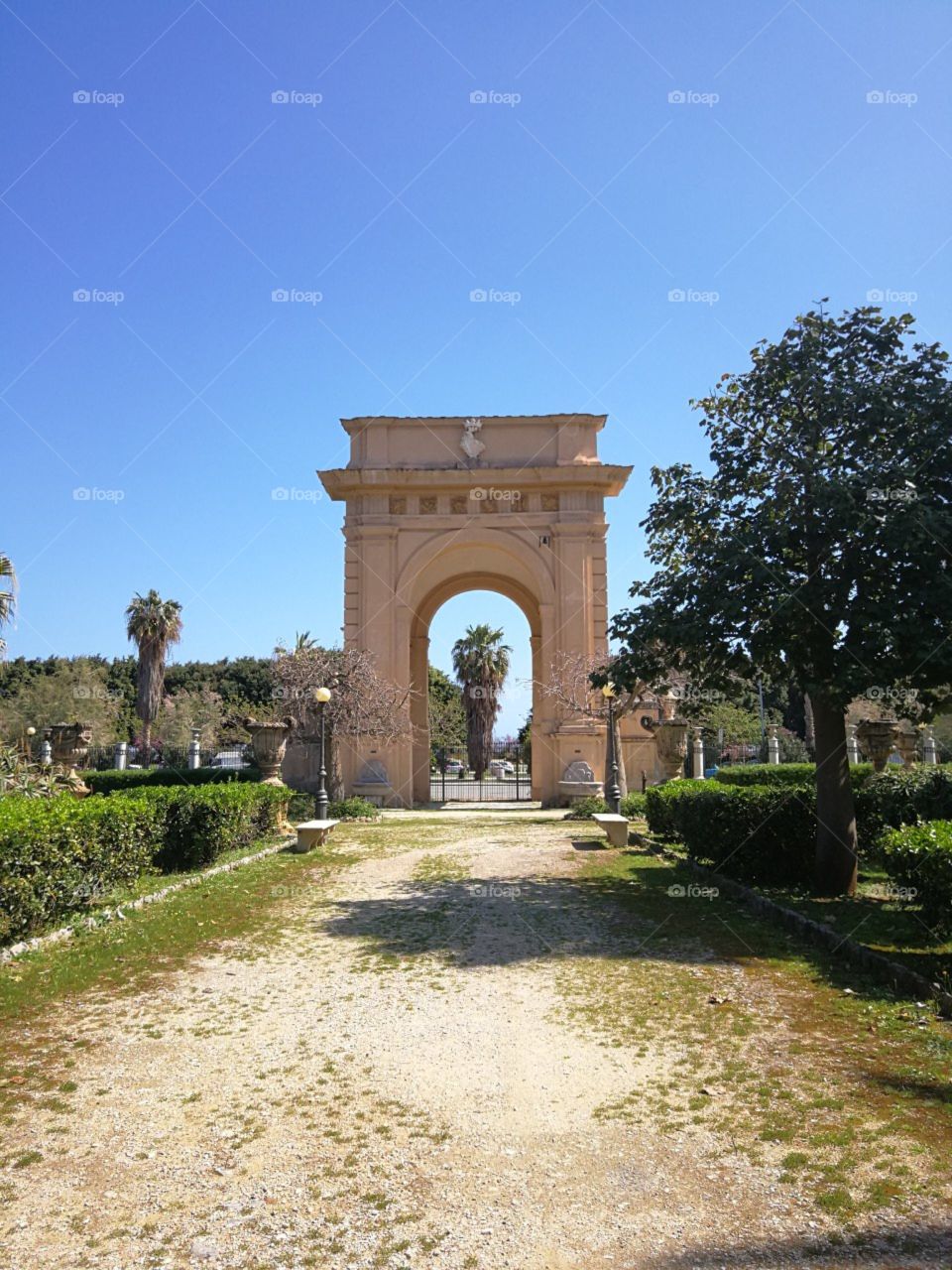 Triumphal arch in Palermo