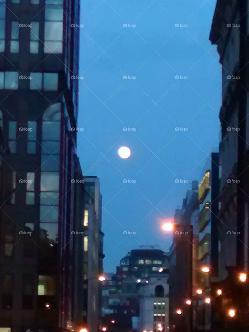 Full moonlight over London