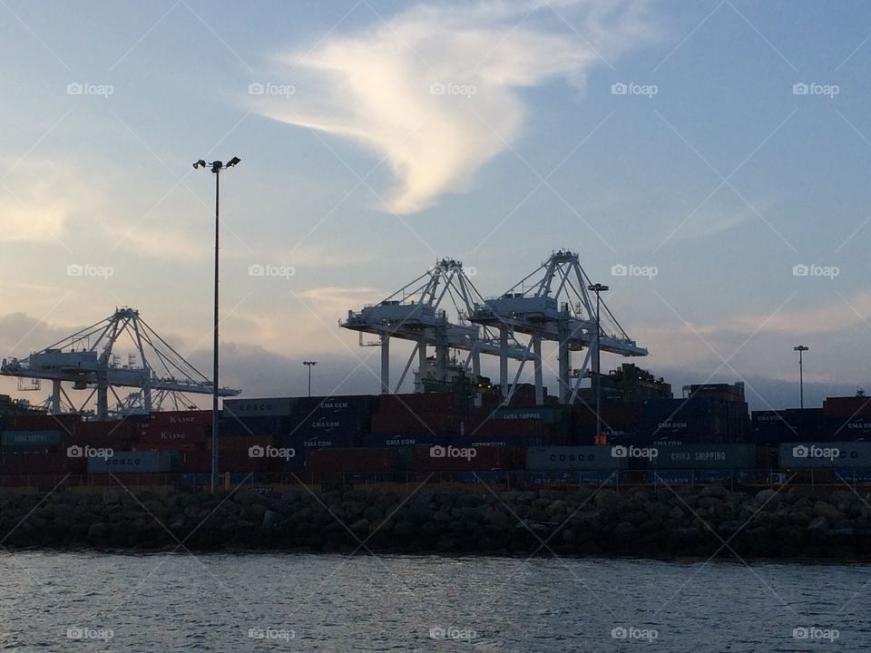 Port of Long Beach cranes and cargo 