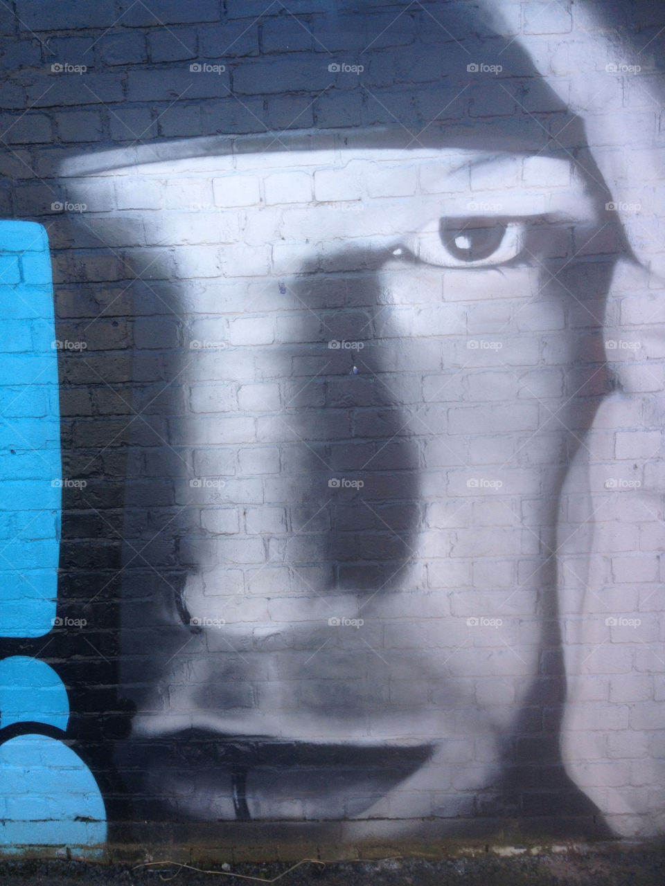 graffiti face white black by mrbard