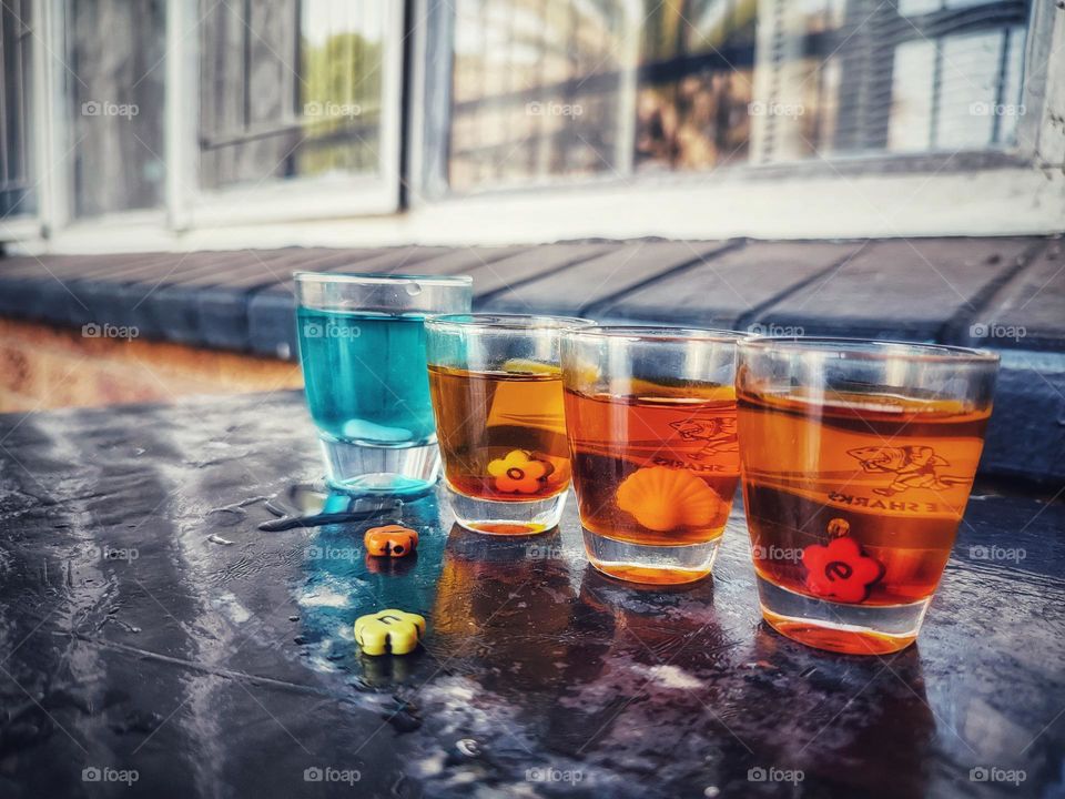 Blue and yellow food colouring