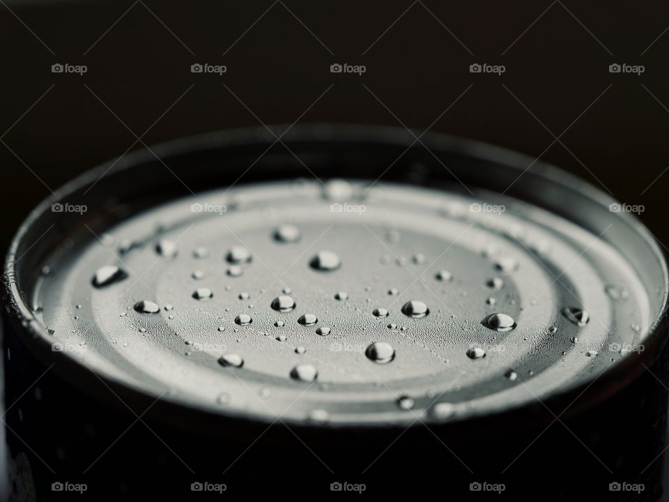 Waterdrops on can