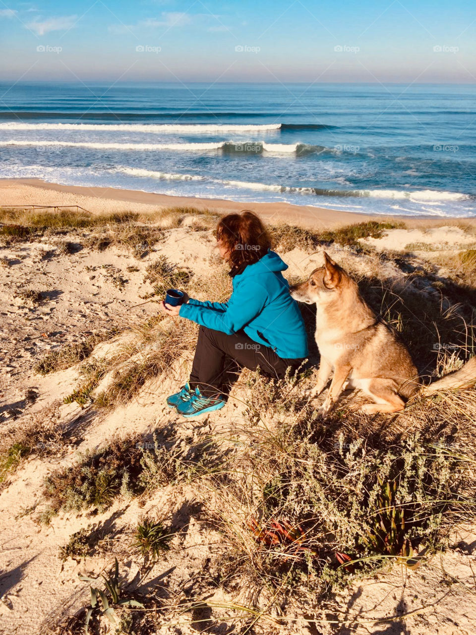 Watch the waves every morning during the first coffee