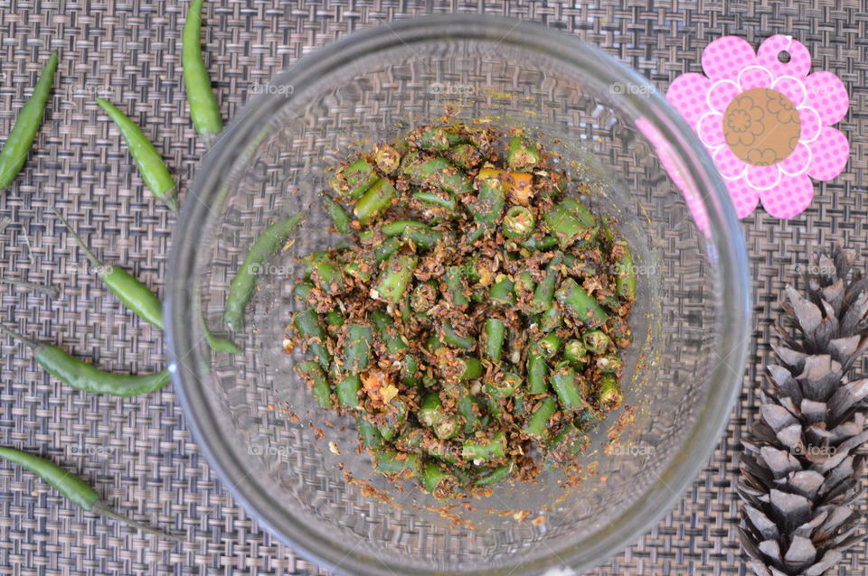 Green pepper pickles 