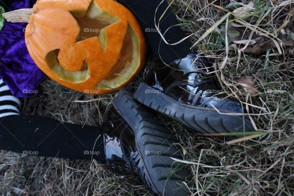 halloween's pumpkin and little black shoes