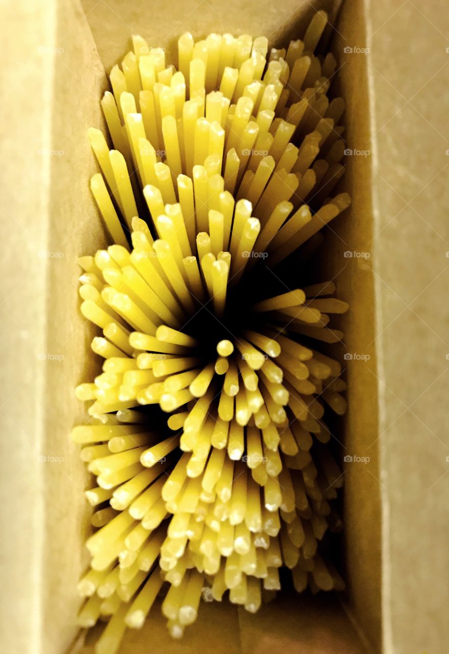Spaghetti noodles in box 