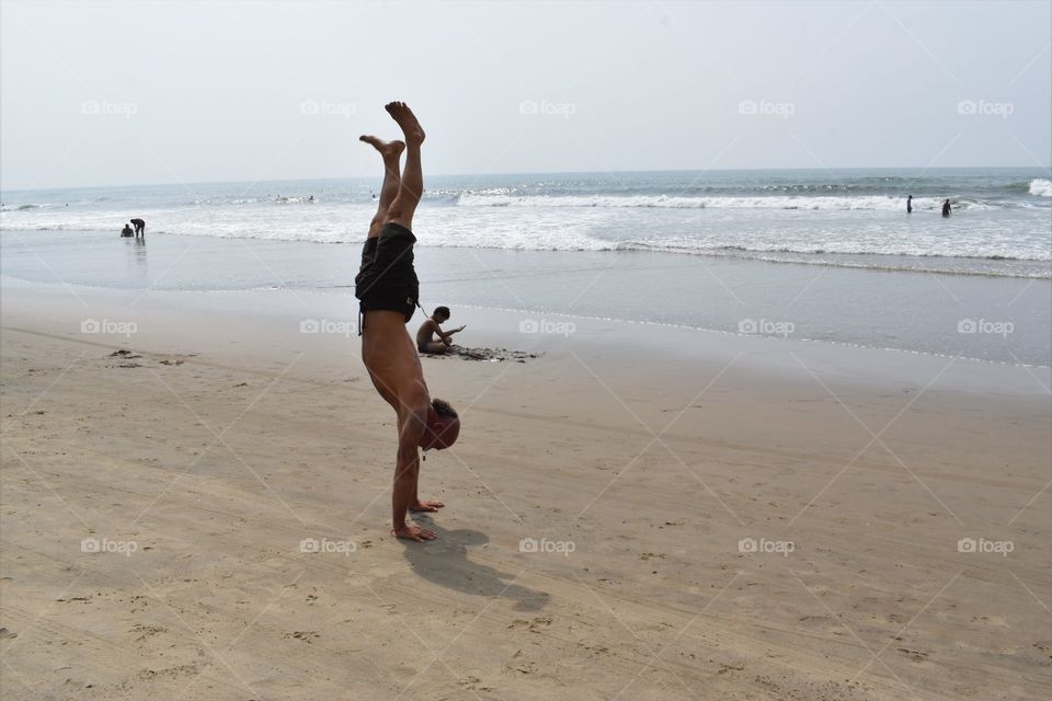 how the world looks upside down 🤔