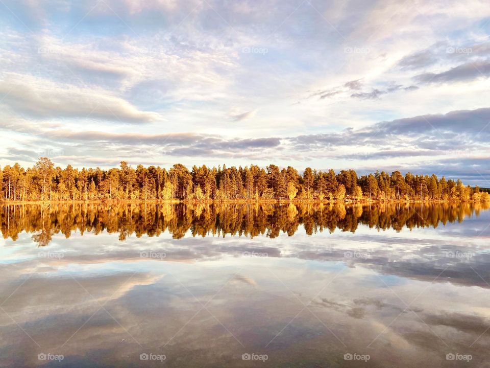 Golden mirror