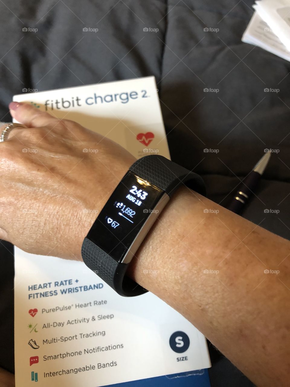 fitbit charge 2