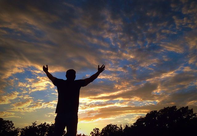 Praising God!s work 