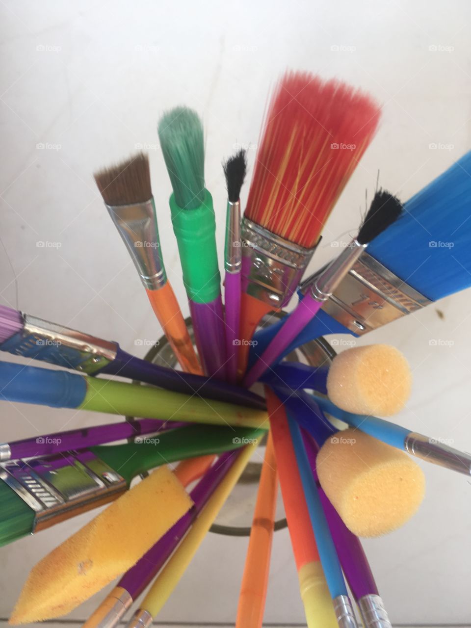 Colourful brushes 