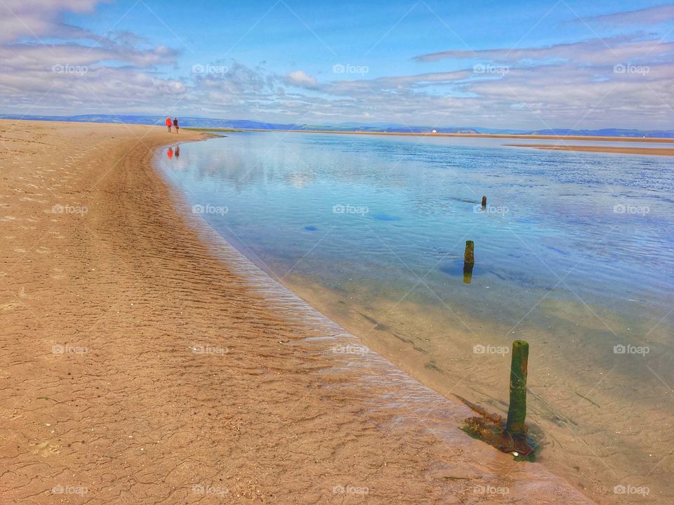 I love this photo as it reminds me of our time in Scotland last year when we were lucky with the weather and enjoyed a mini heatwave ... this was one of the nicest beaches we drove to 💙