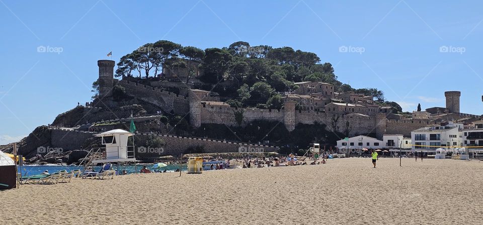 Castillo en el mediterraneo