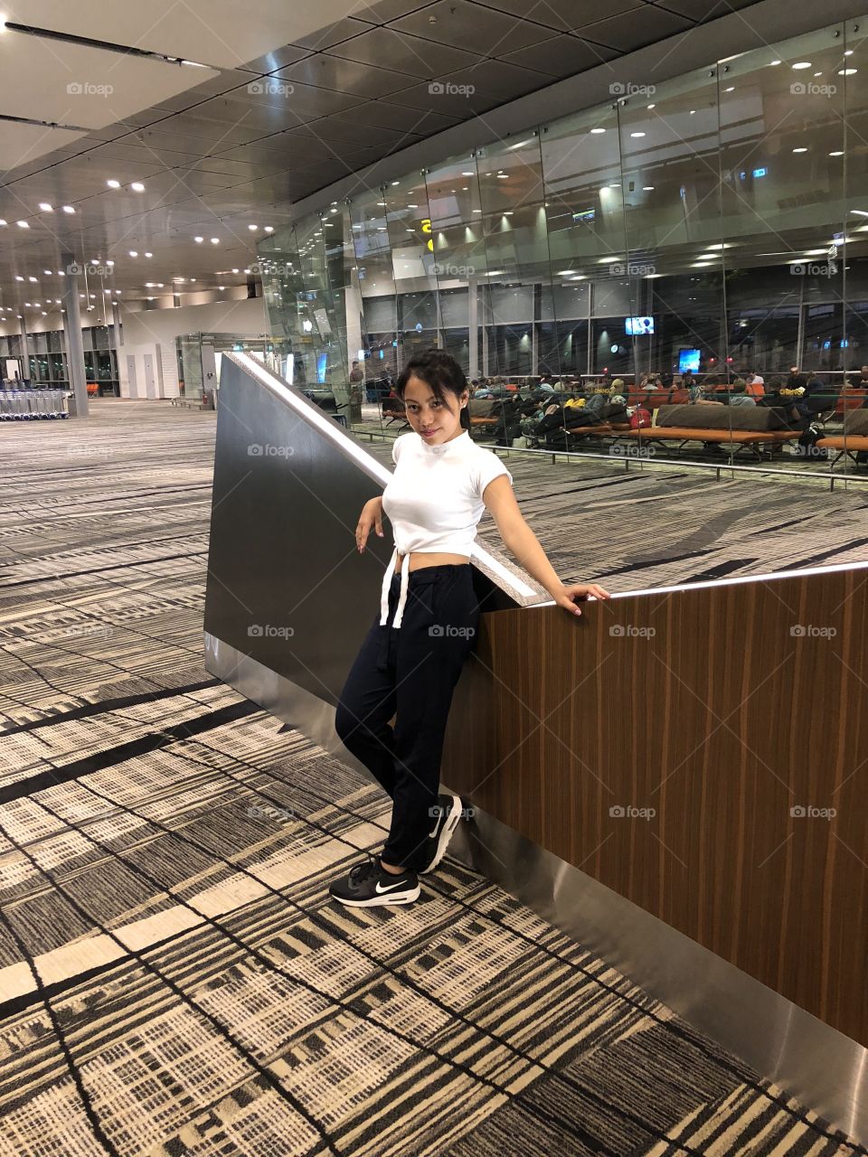 Slay Queen Slay at the Singapore Airport 