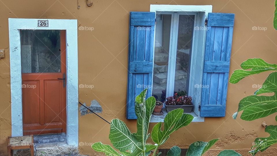 House in Vinon-sur-Verdon, France