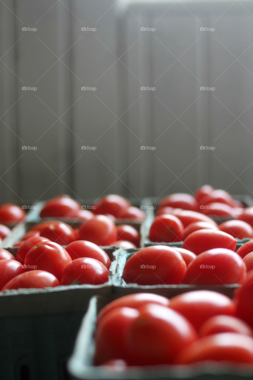Close-up of fresh red tomatoes