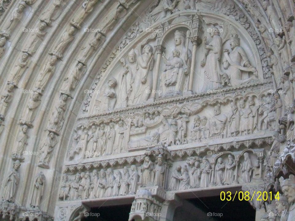 Notre Dame architectural details