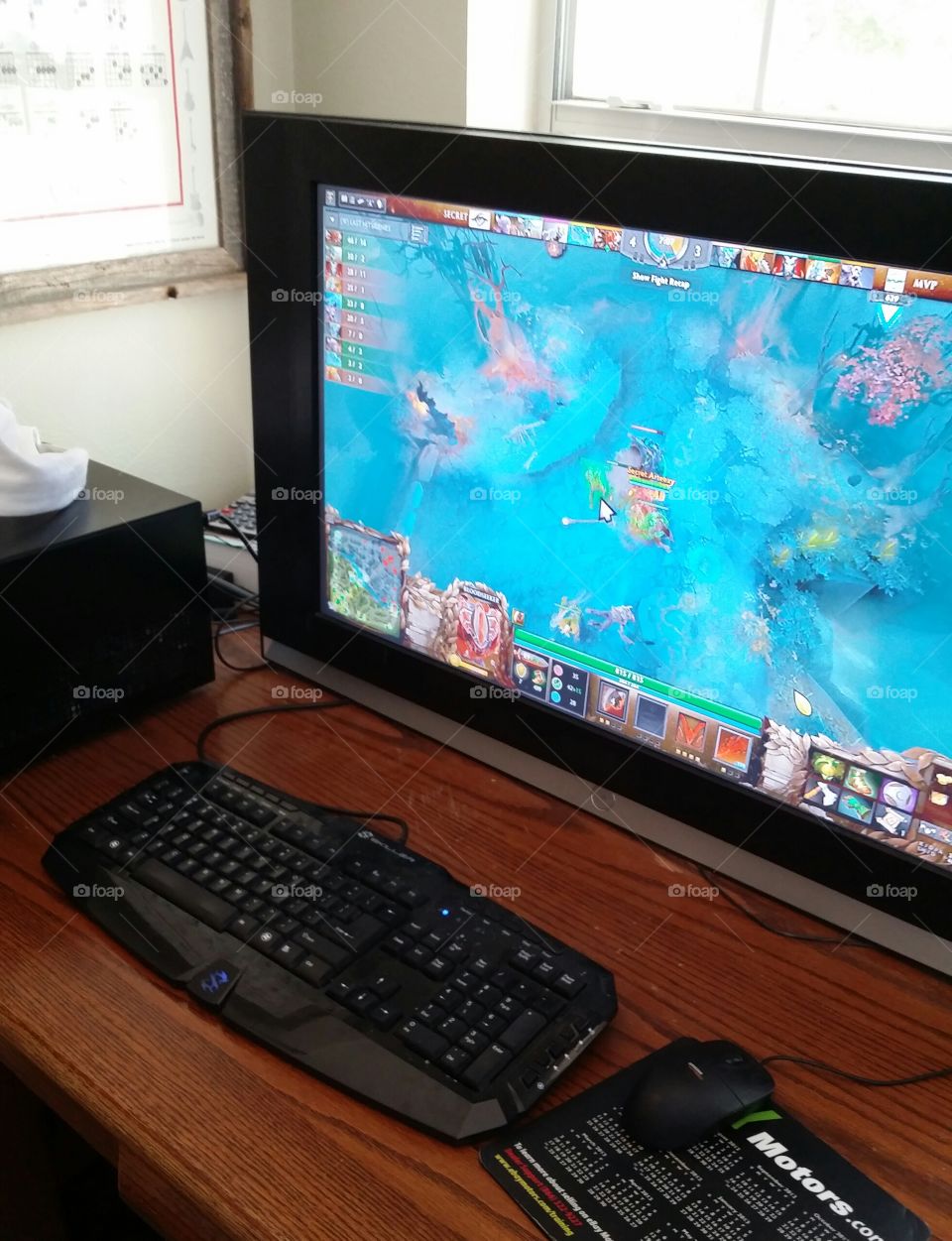 Desk and DOTA 2