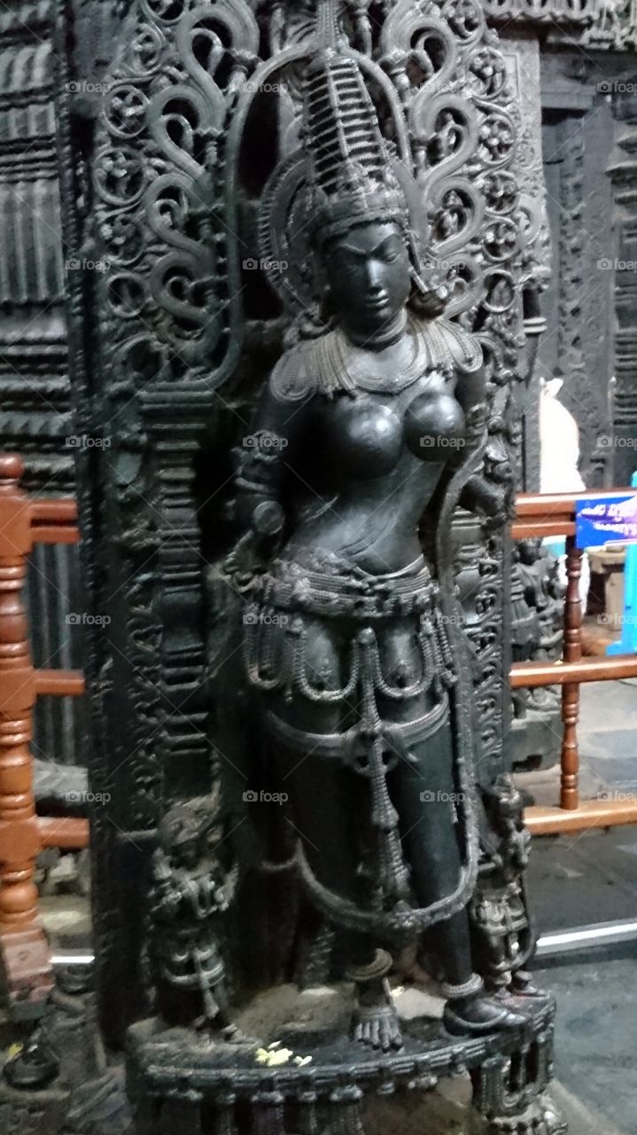 Belur Chennakeshava temple - Lord vishnu in mohini avatar - statue measures about 4 - 5 feet