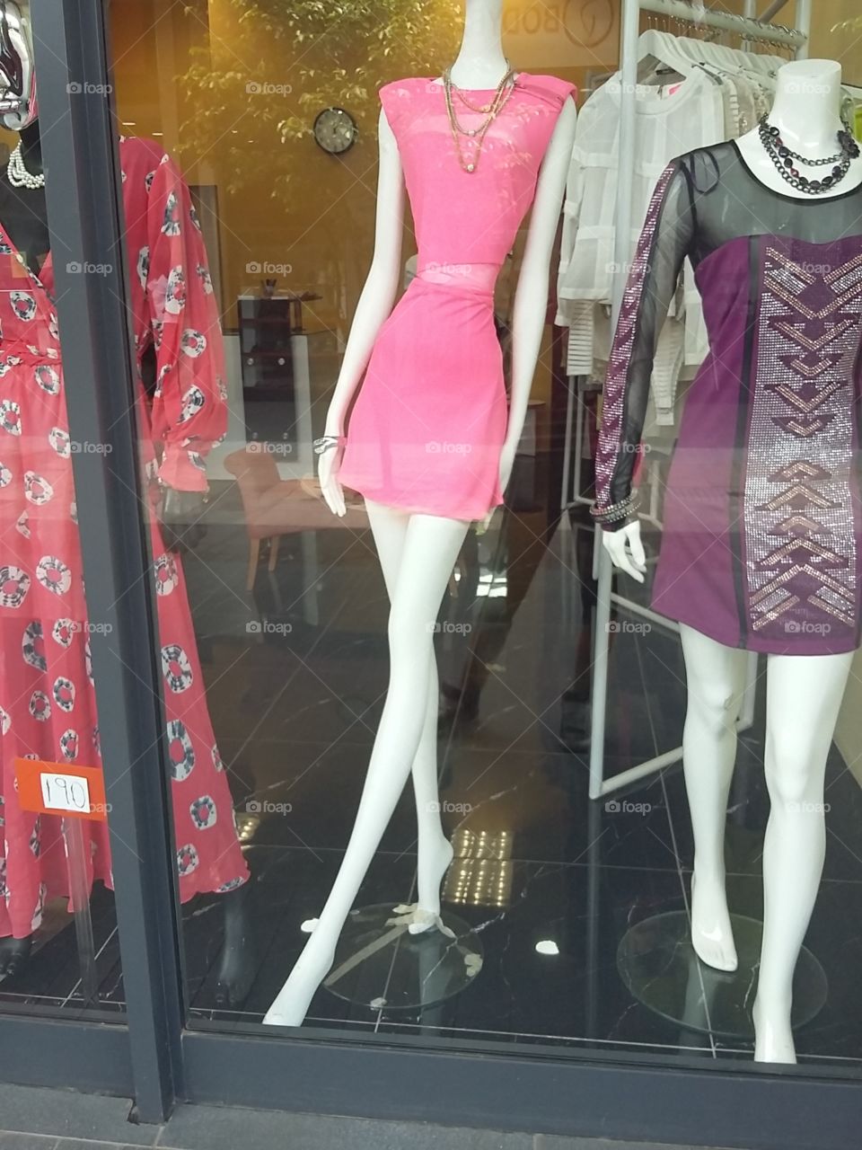 Extremely thin mannequin
