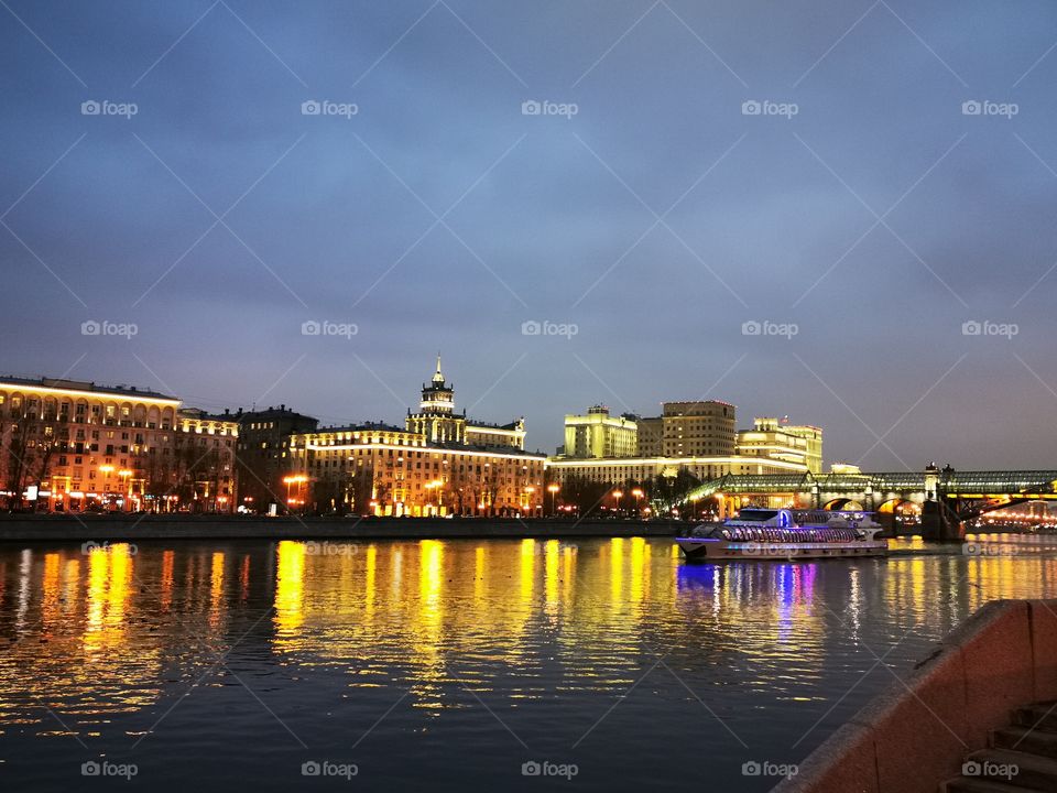 #spring #night #eveninglights #moscow
