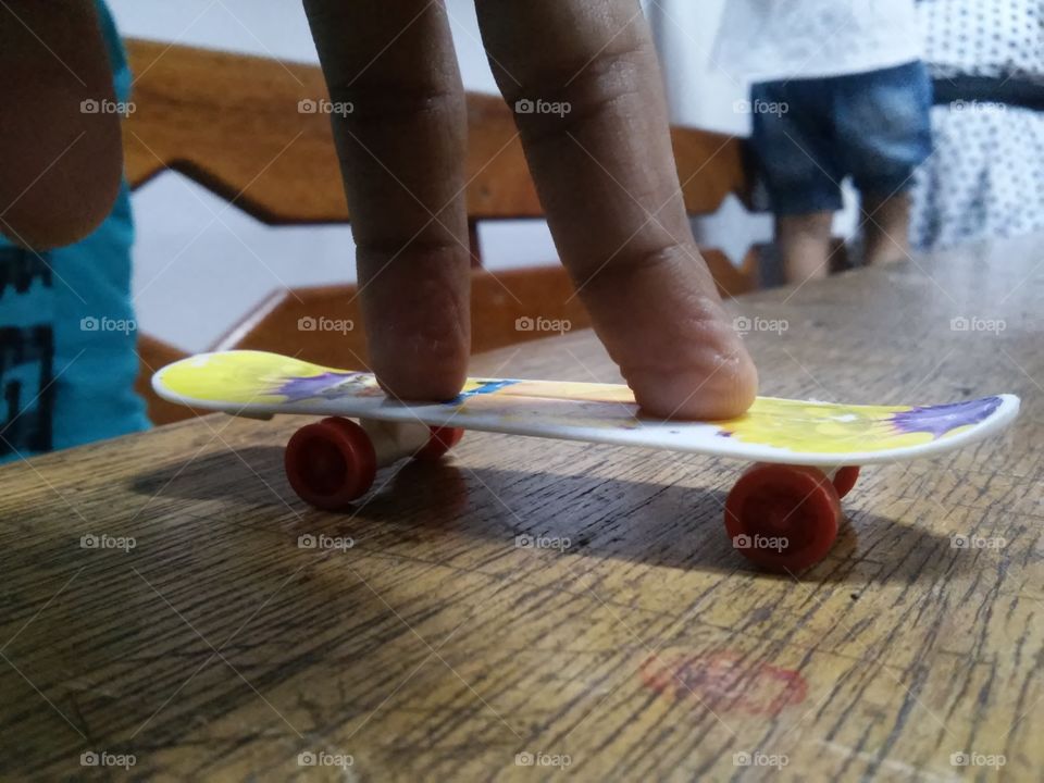 skate hand