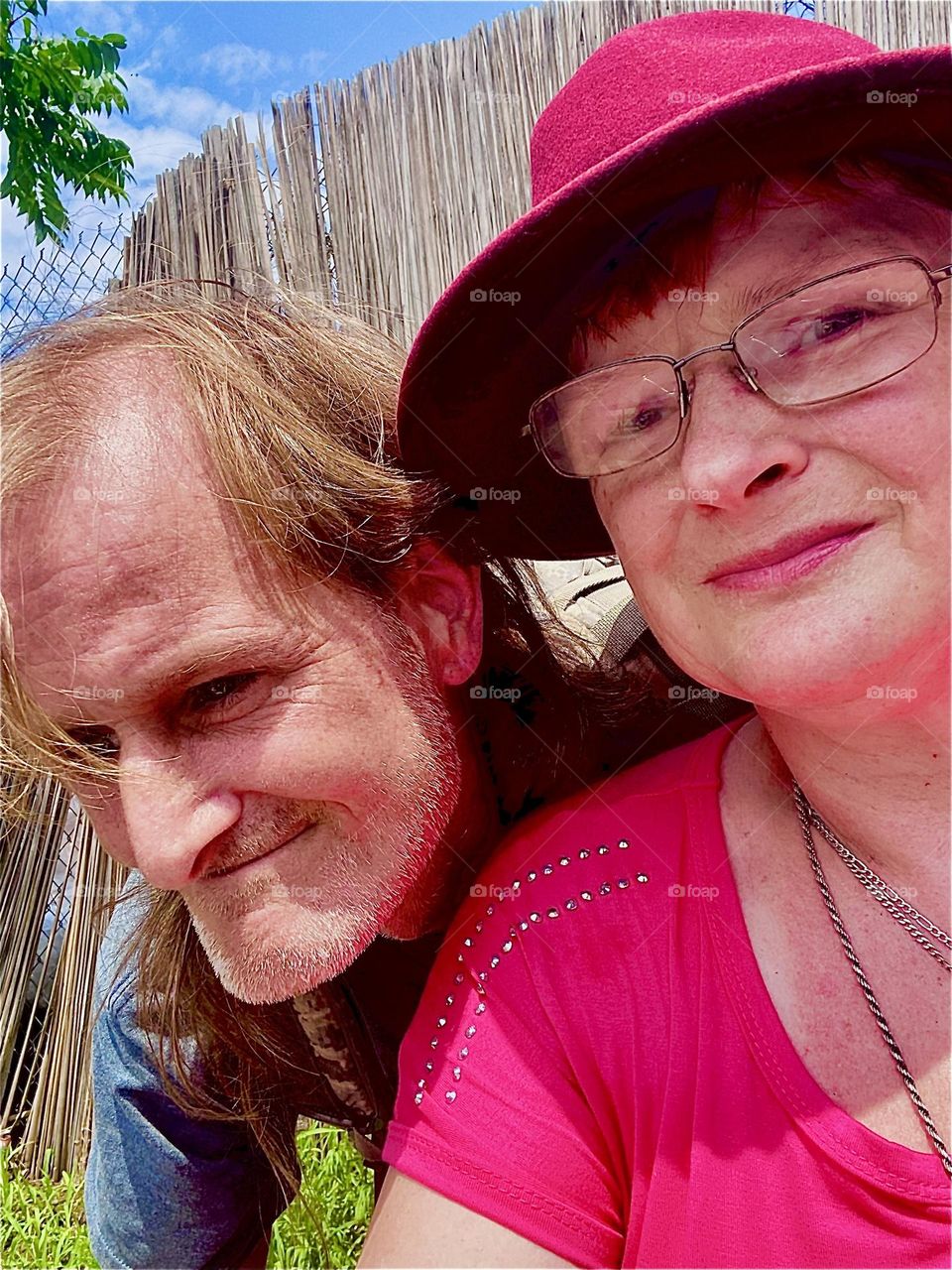 „Timothy Trespas“ and I, „Petra Schiller“ sit down for a moment on the veranda the locals have built before we go home to our boat, the „Salvation“ here at „Newtown Creek“ in LIC, Queens. 2023. Hypnotic Productions