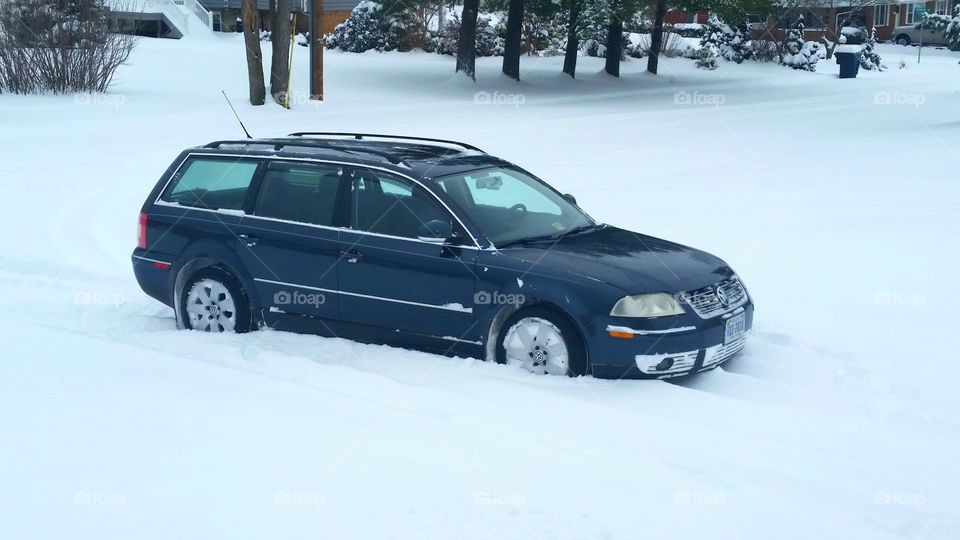 Volkswagen Passat 4motion is at home in deep snow