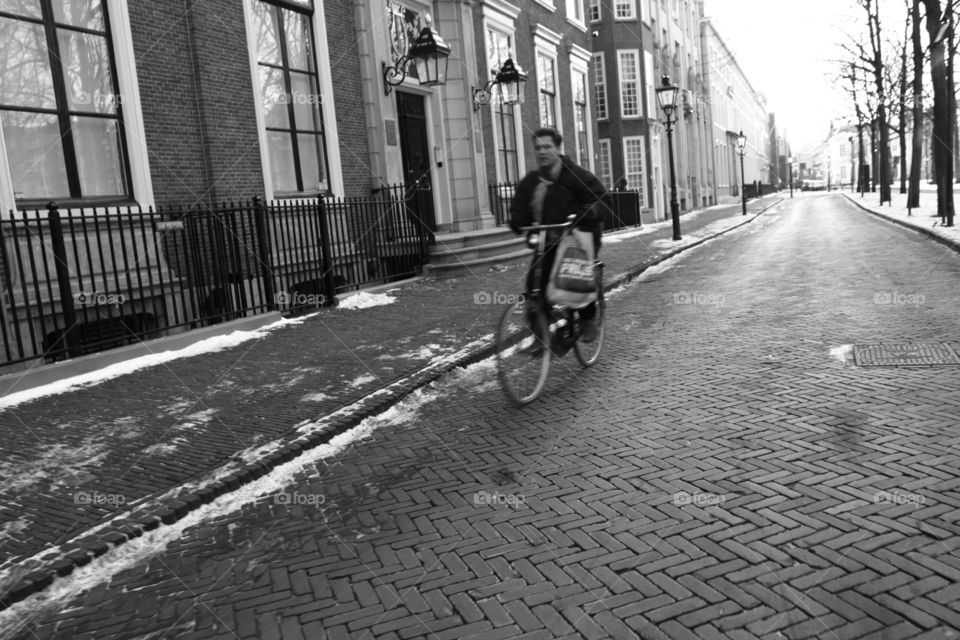 snow winter bicycle street by cheerphoto