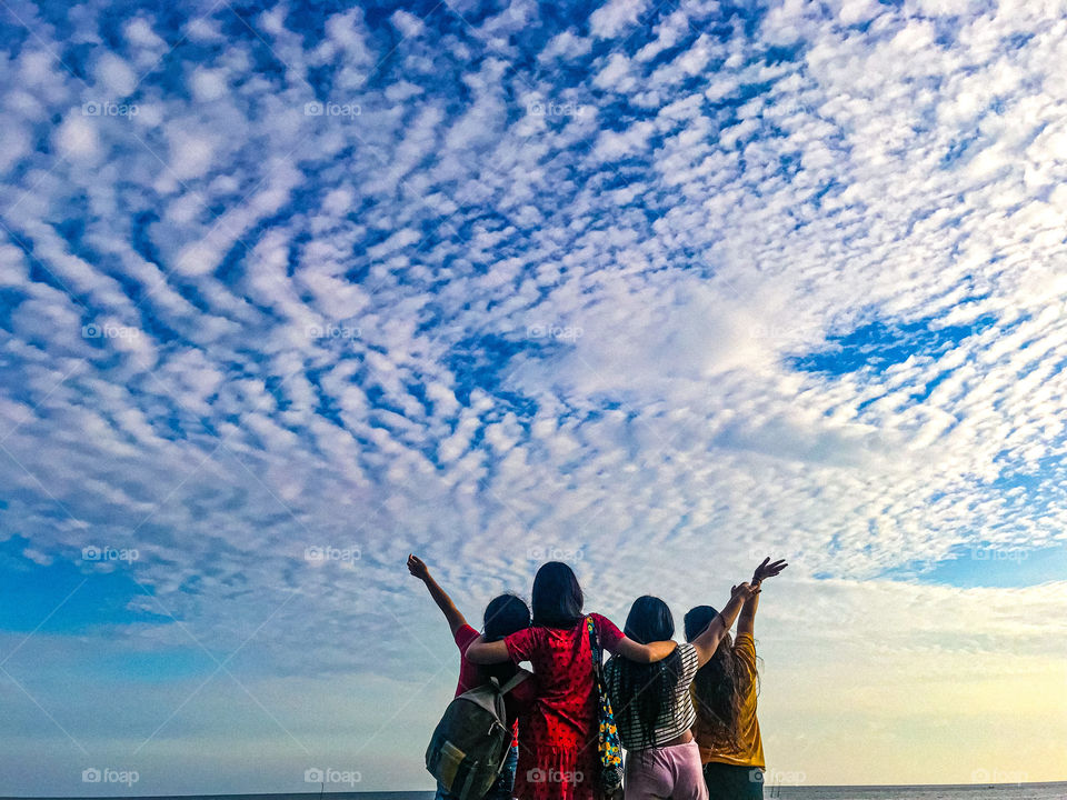 Clouds and friendship 