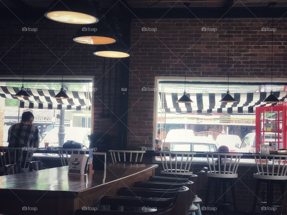 Waiting you here, I am so lonely