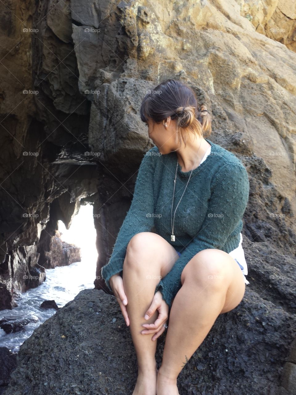 Caves. Climbing rocks at Pfeiffer Beach 
