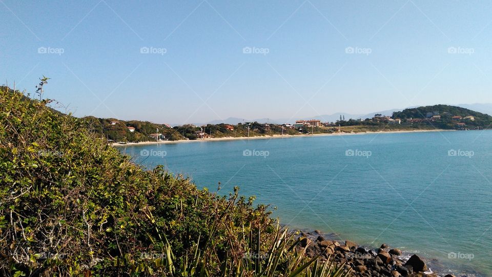 Azul céu  e azul mar.