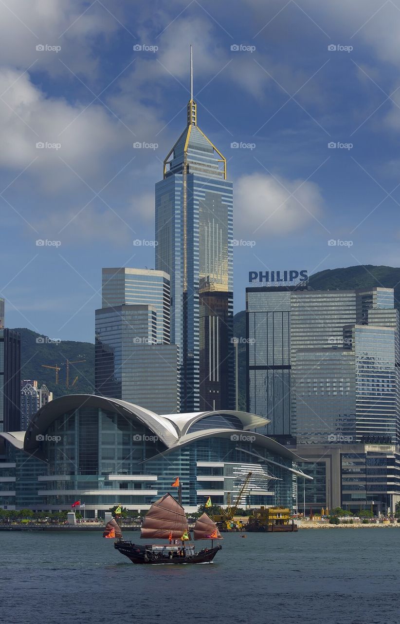 Junk boat on Hong Kong harbour