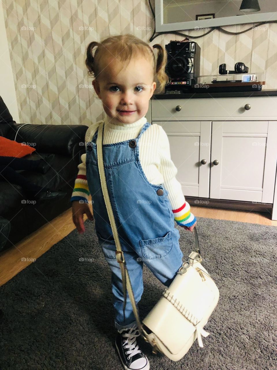 Lending Nana’s bag 🥰