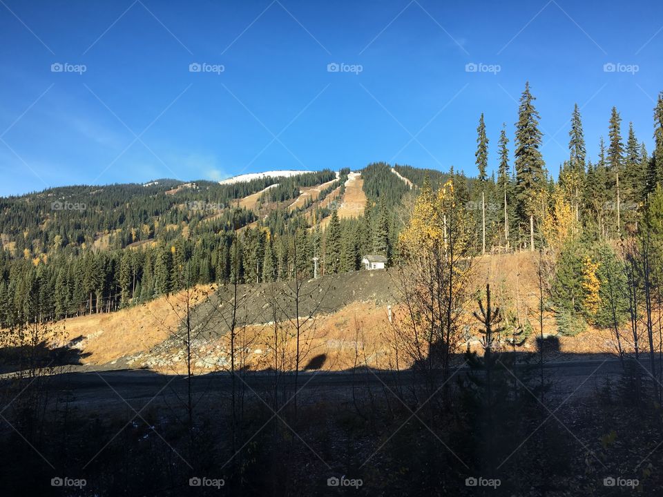 Beautiful autumn day on the mountain 