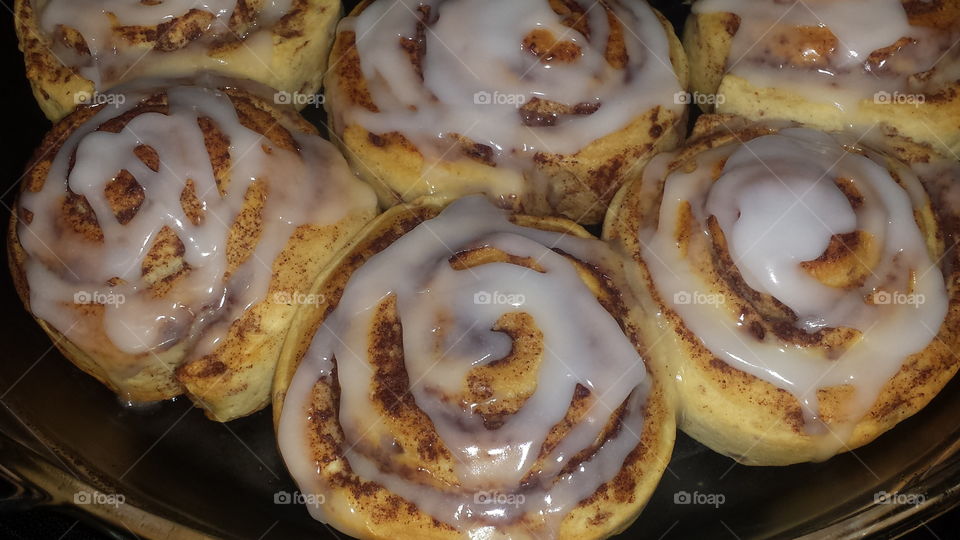 Cinnamon Rolls with Frosting