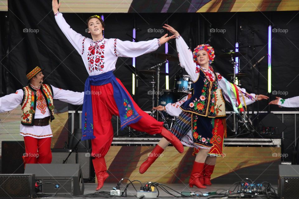 Beautiful Ukrainian dance