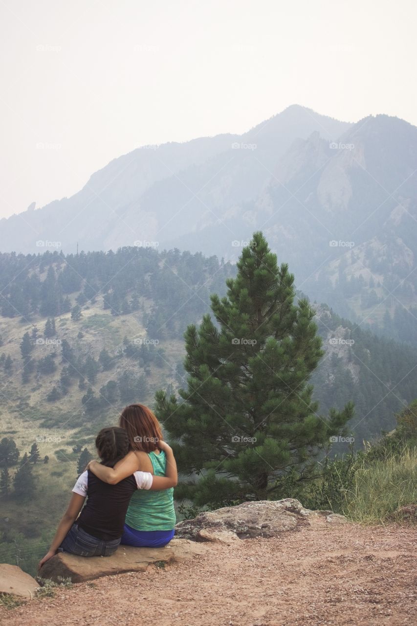 Spending time with my daughter and doing activities outdoors make me happy 