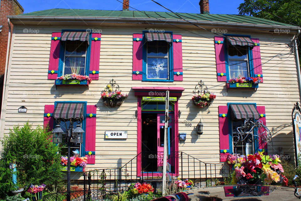 Bright old house in wytheville, VA