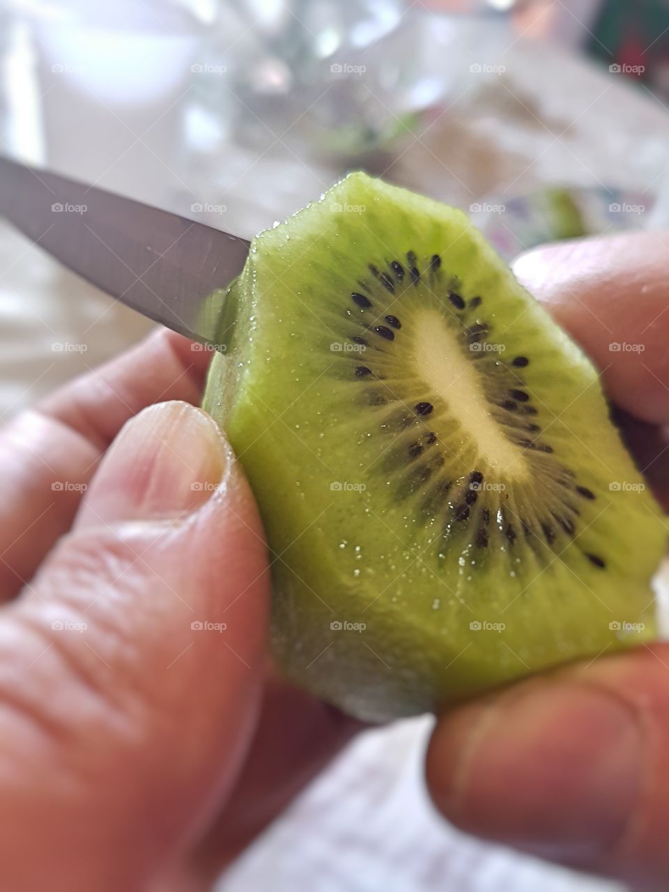 kiwi's color