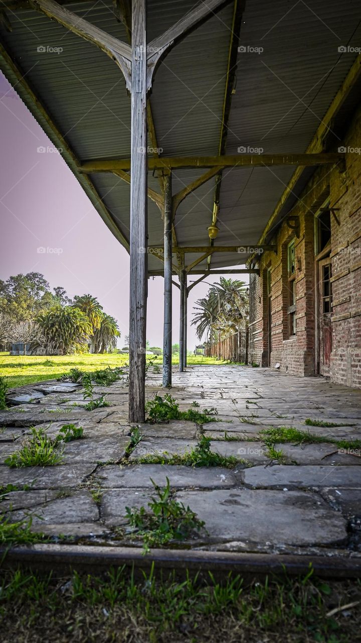 estación de tren abandonada