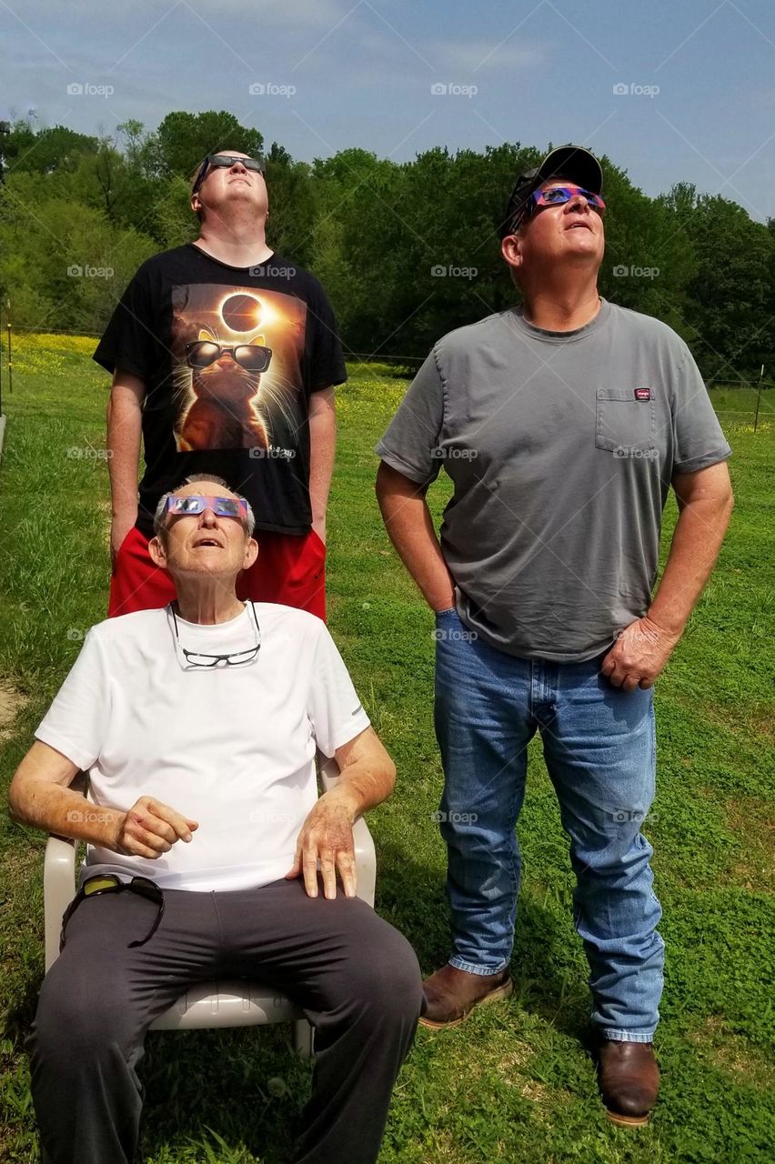 Three generations watching the Eclipse in living color