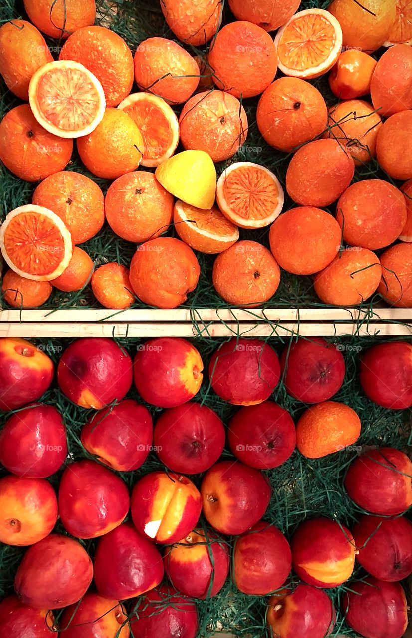 Foap Mission Fruits! Colorful and vibrant boxes of fruits!