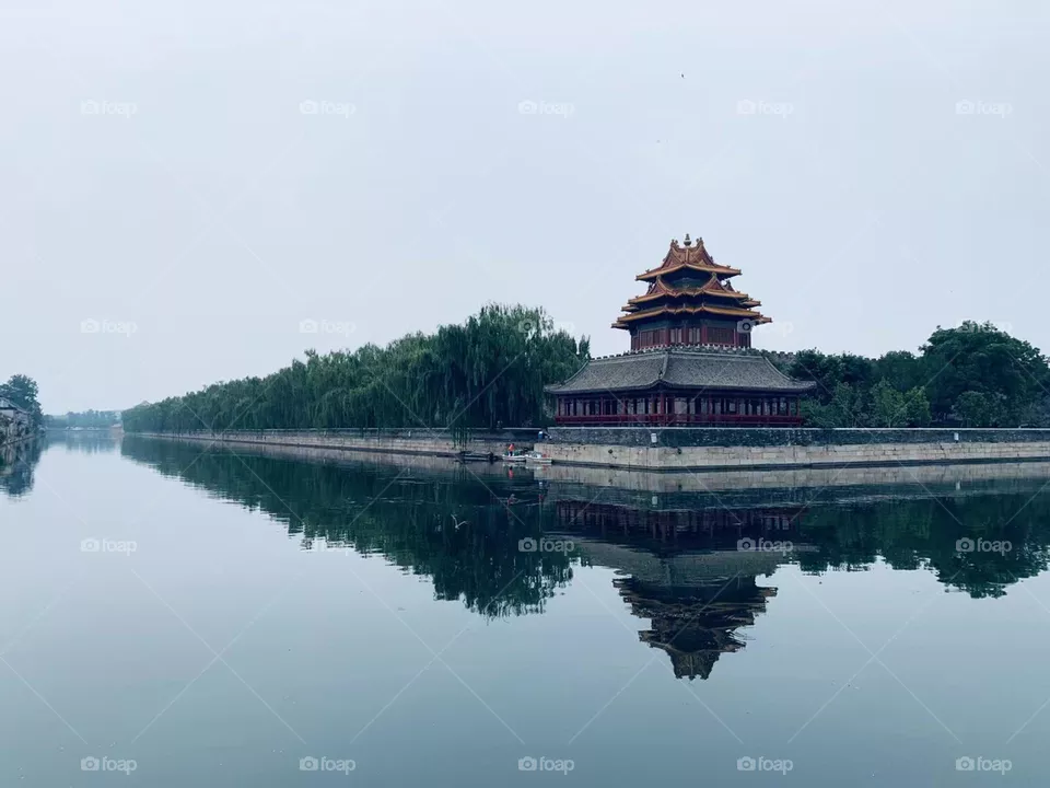 Mirror Temple