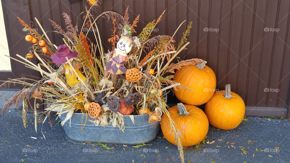Fall decorations - Three pumpkins